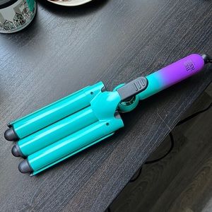 Bed Head Jumbo Waver 💁🏼♀️